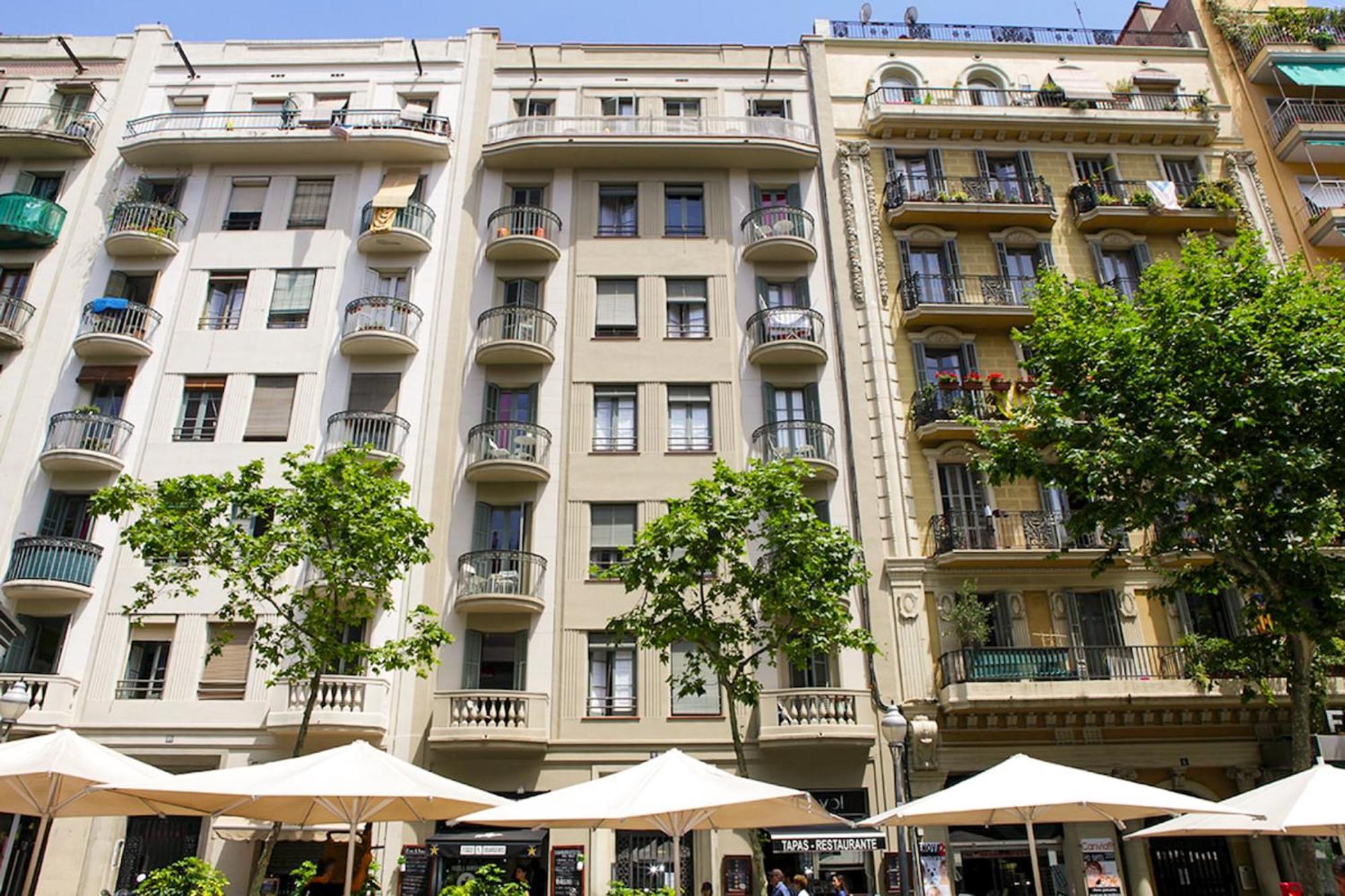 Gaudi Sagrada Familia Apartment Barcelona Ngoại thất bức ảnh