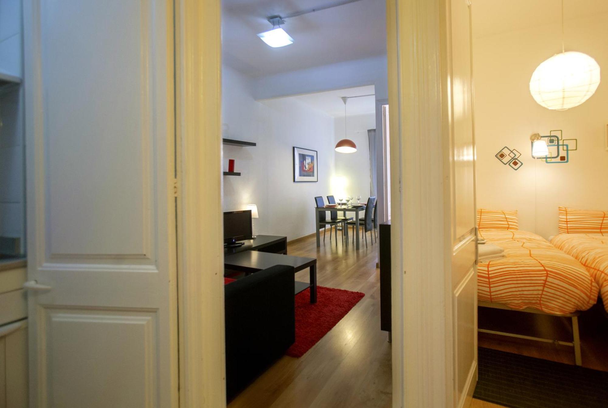 Gaudi Sagrada Familia Apartment Barcelona Phòng bức ảnh